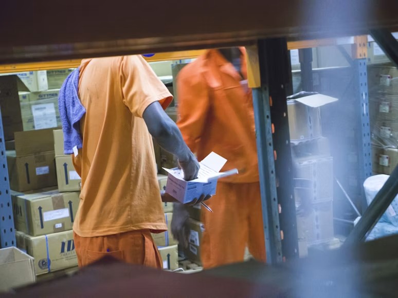 How to Cut Shipment Turnaround Time with a Centralized CRM